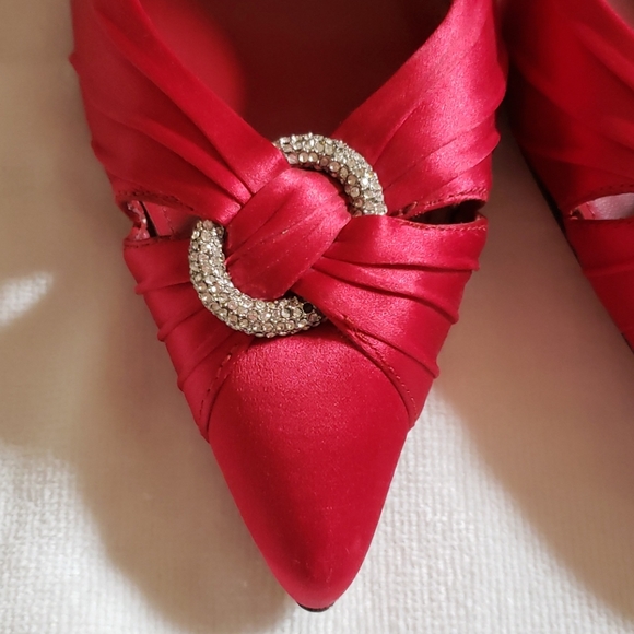 Red satin Aldo pointy toe pumps with rhinestones - Picture 2 of 6